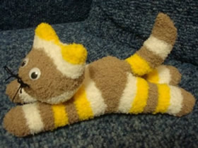 怎么做趴趴貓的方法 襪子手工制作貓咪布偶