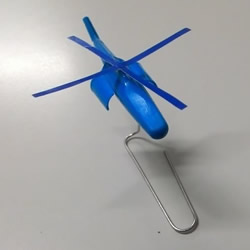 圓珠筆帽手工制作直升飛機模型的方法