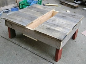 怎么用木板做桌形多肉花架的方法教程