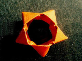 怎么折紙空心五角星的折法圖解