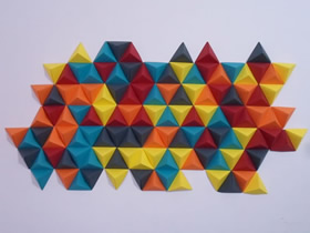 怎么折紙制作抽象墻壁裝飾的方法圖解